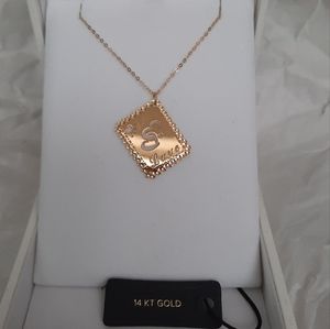 Golden Clef 4k Pendant And Chain 